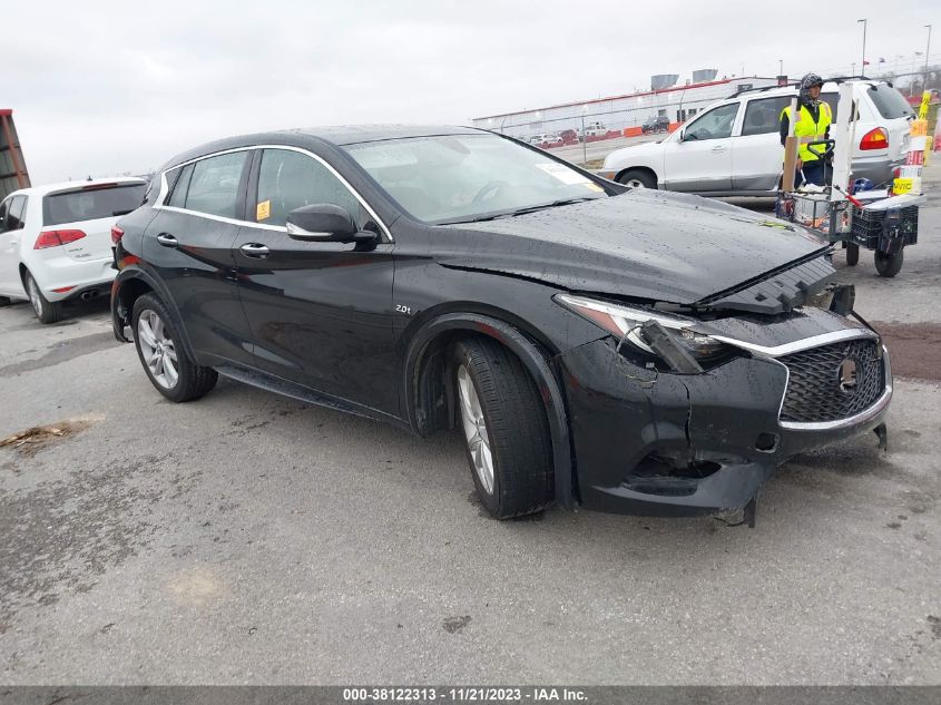 2018 INFINITI QX30 LUXURY