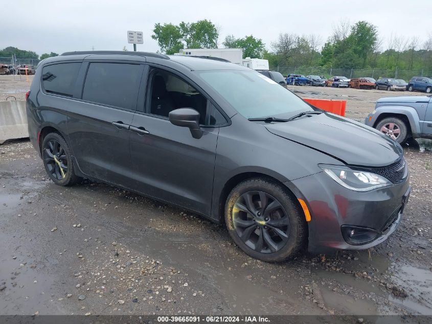 2018 CHRYSLER PACIFICA TOURING PLUS