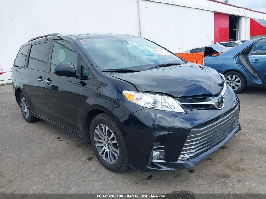 2019 TOYOTA SIENNA XLE PREMIUM 8 PASSENGER