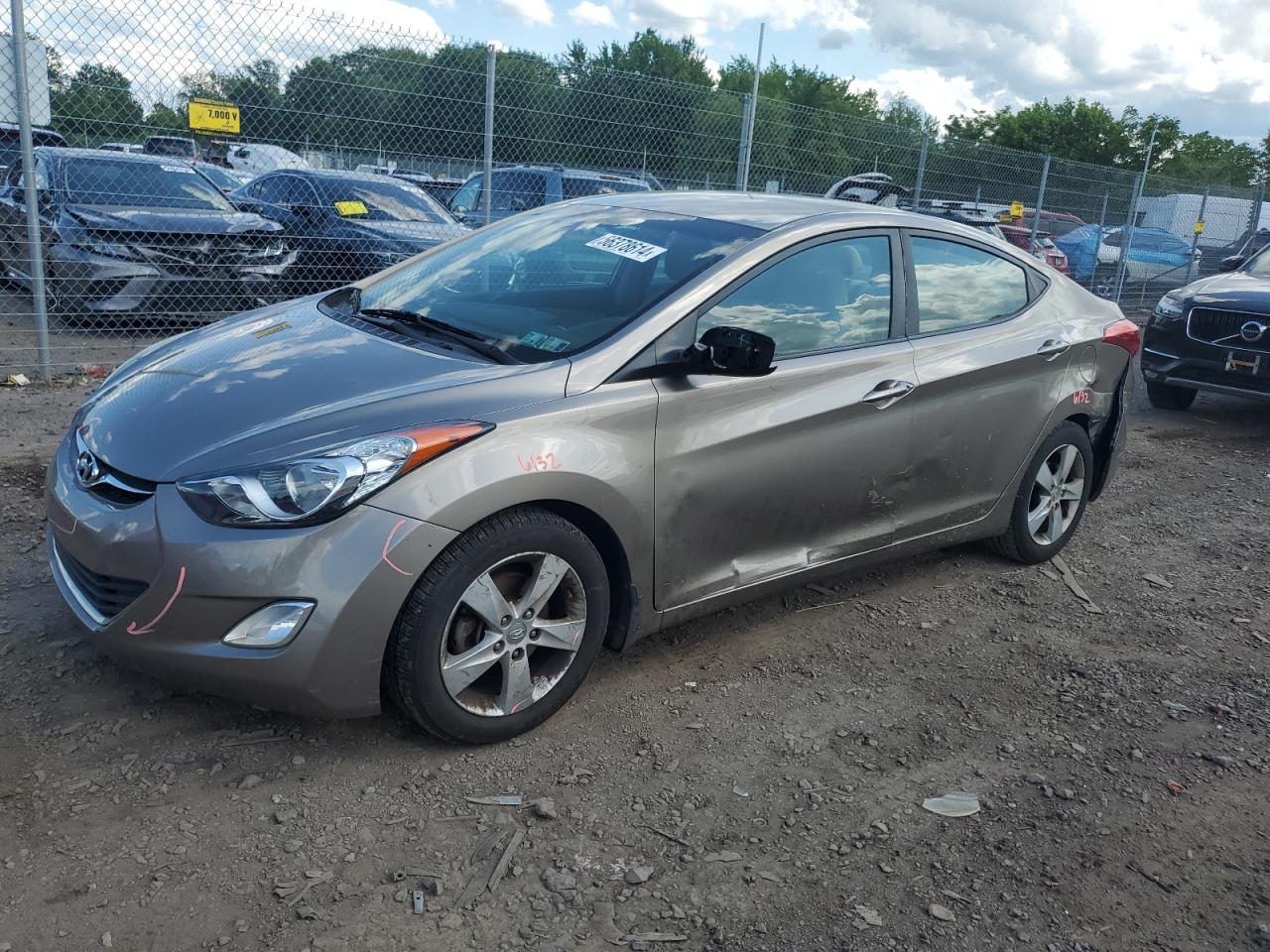 2013 HYUNDAI ELANTRA GLS