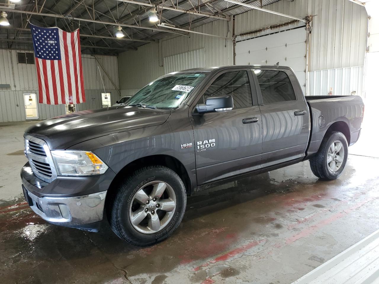 2019 RAM 1500 CLASSIC SLT