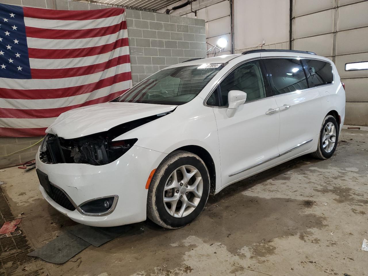 2017 CHRYSLER PACIFICA TOURING L