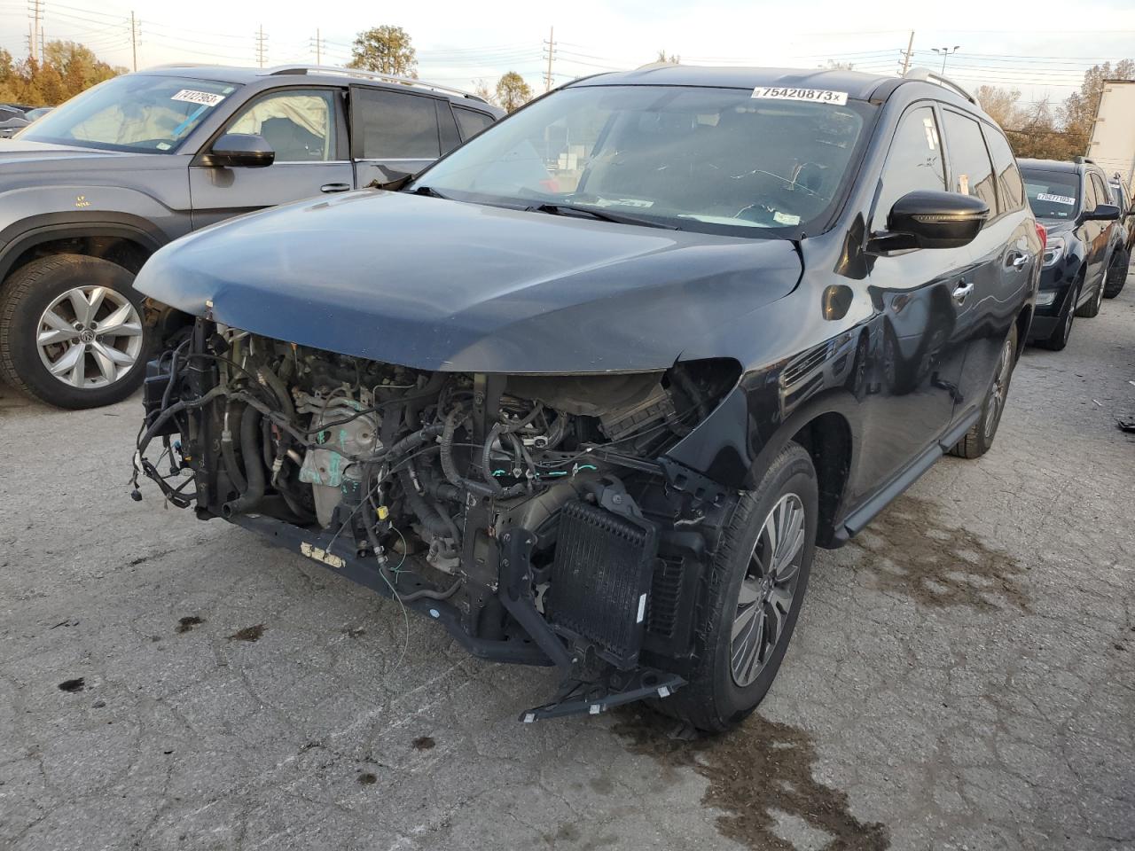 2019 NISSAN PATHFINDER S