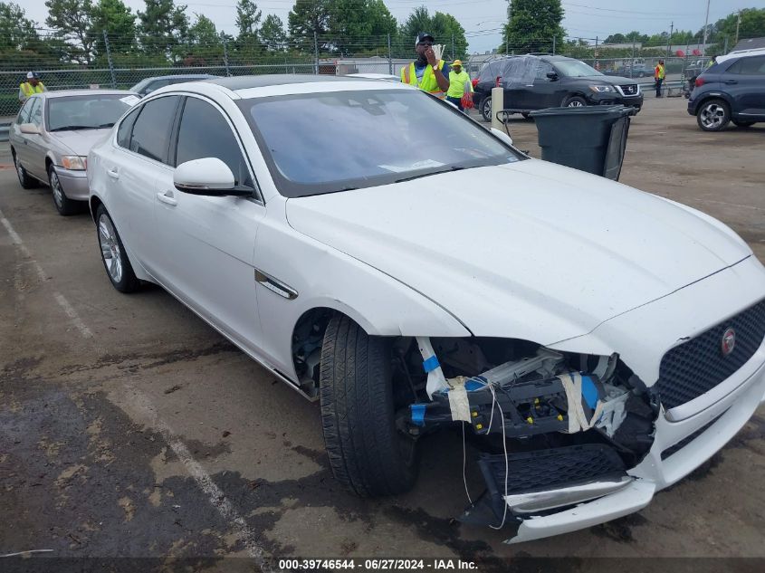 2017 JAGUAR XF 35T PREMIUM