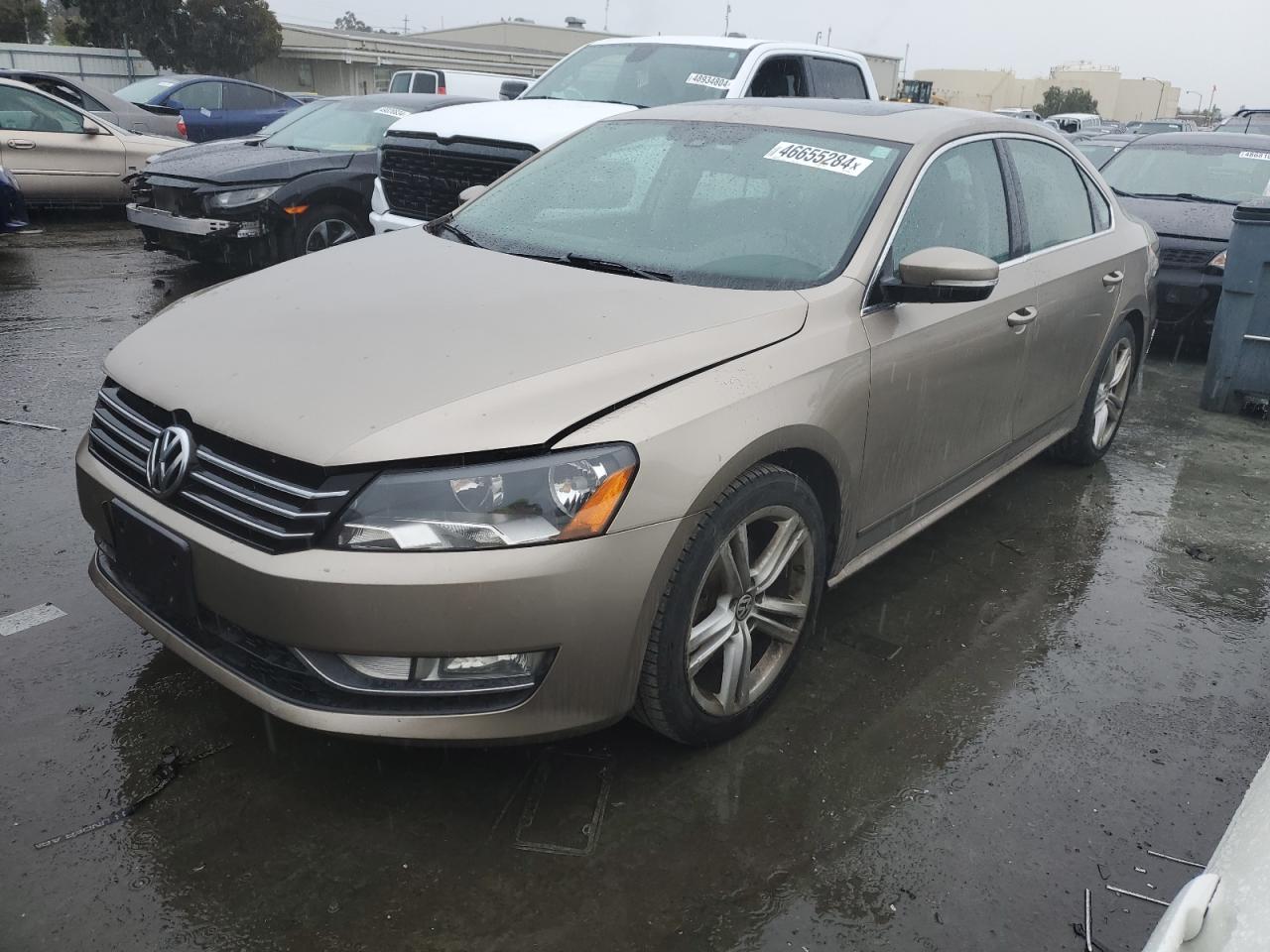 2015 VOLKSWAGEN PASSAT SE