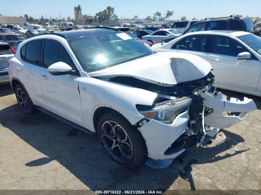 2022 ALFA ROMEO STELVIO TI AWD