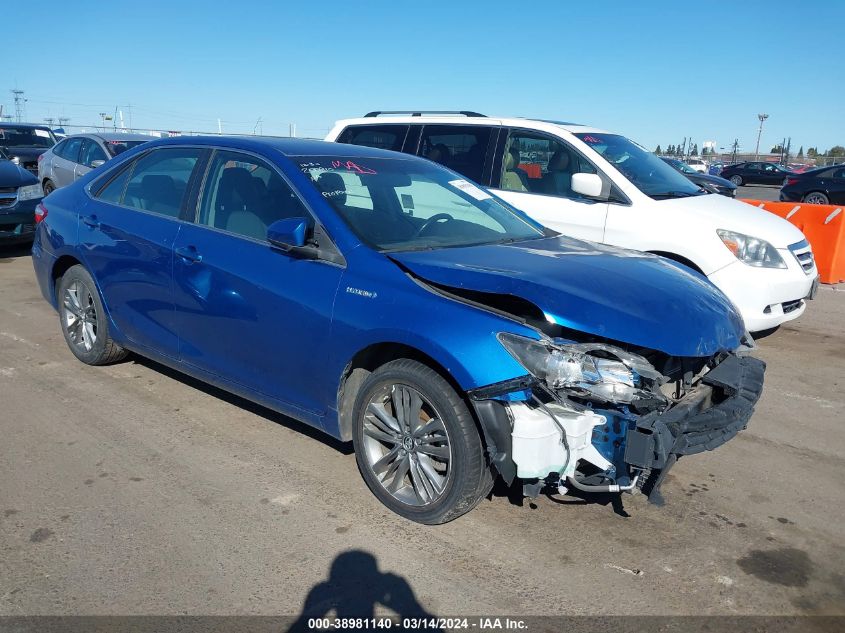 2017 TOYOTA CAMRY HYBRID SE