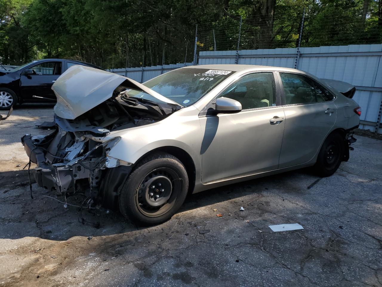 2015 TOYOTA CAMRY LE