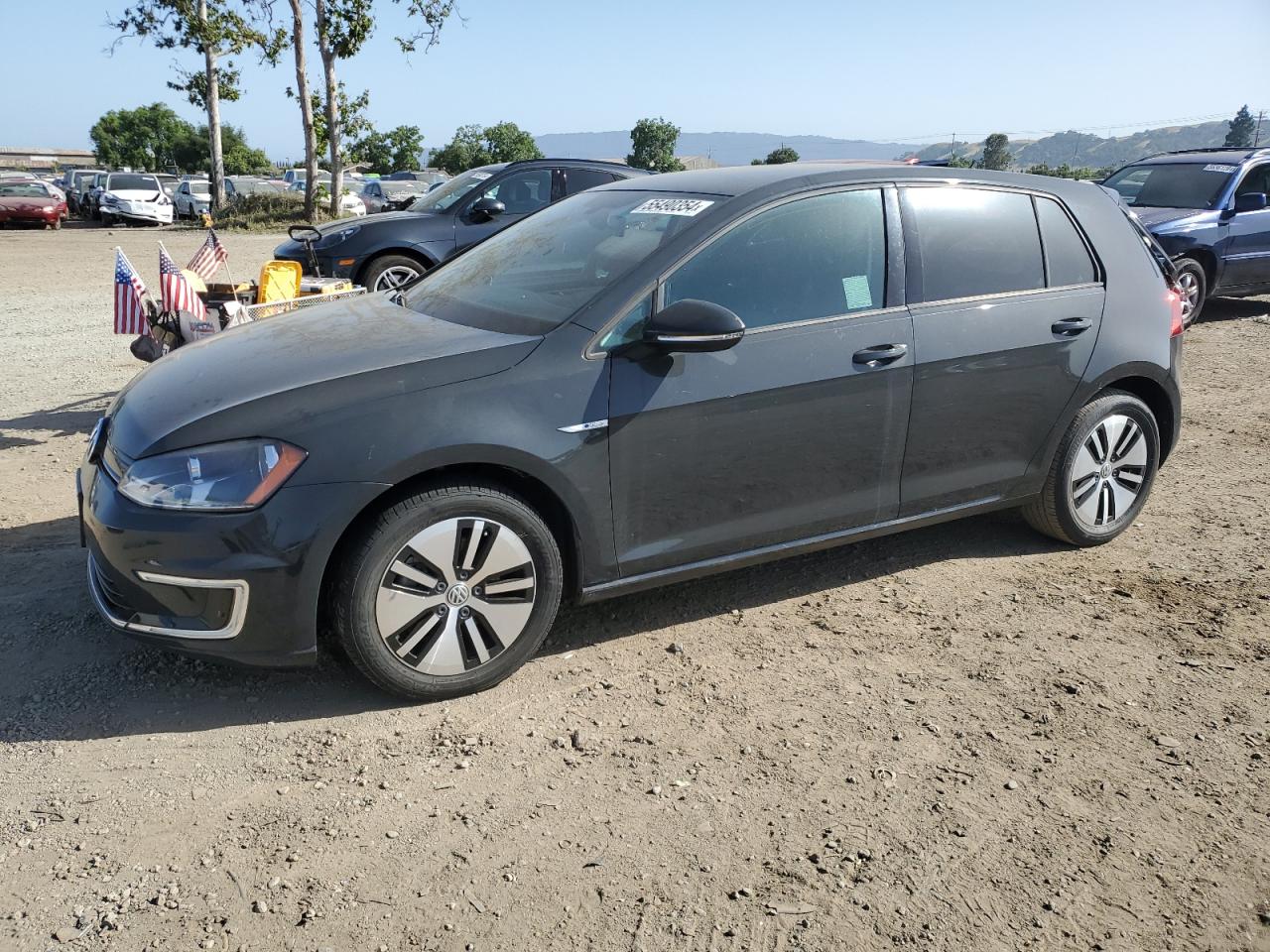 2016 VOLKSWAGEN E-GOLF SE