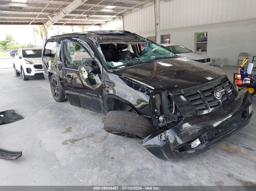 2011 CADILLAC ESCALADE ESV PREMIUM