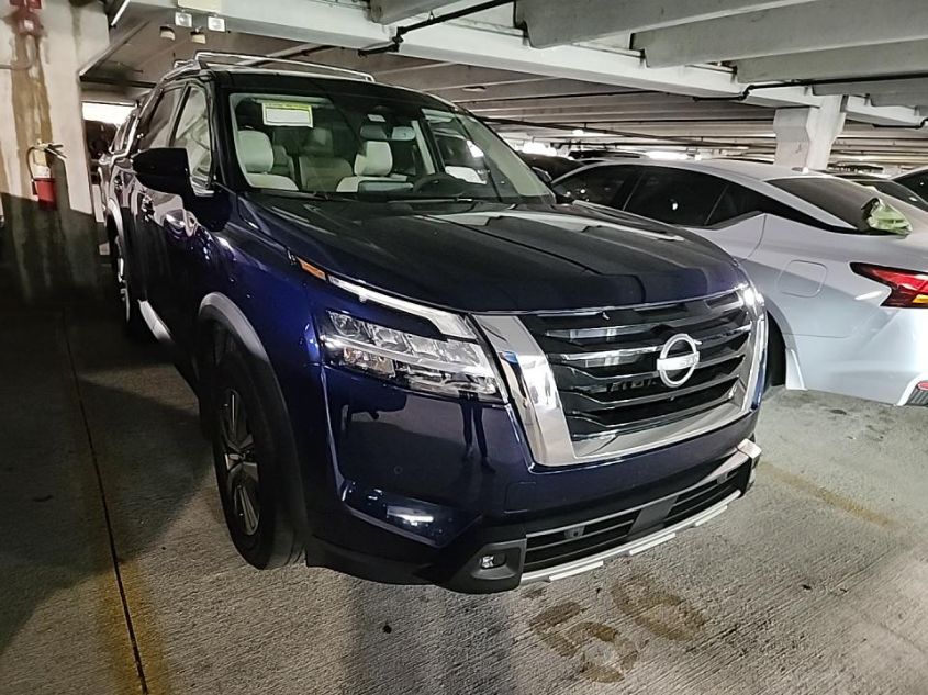 2022 NISSAN PATHFINDER SL