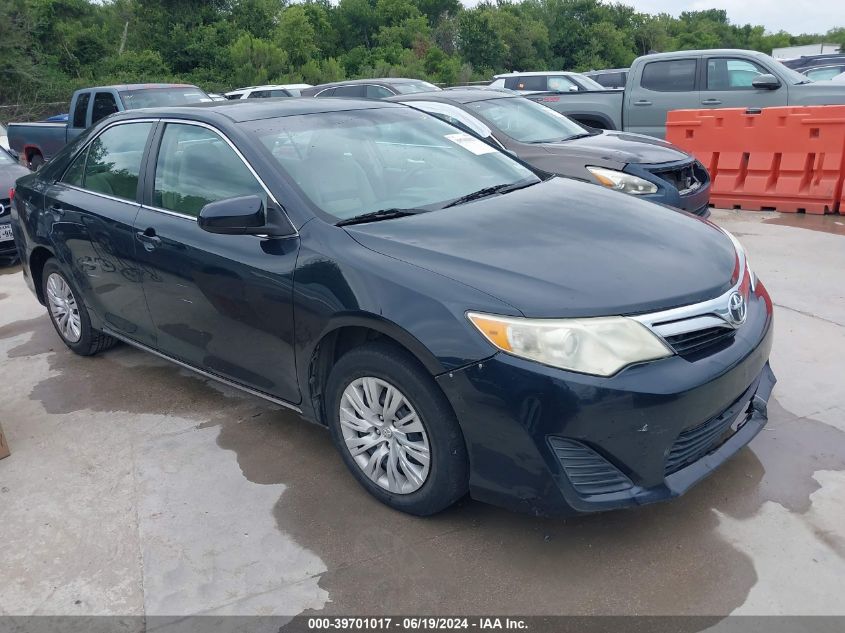 2013 TOYOTA CAMRY LE