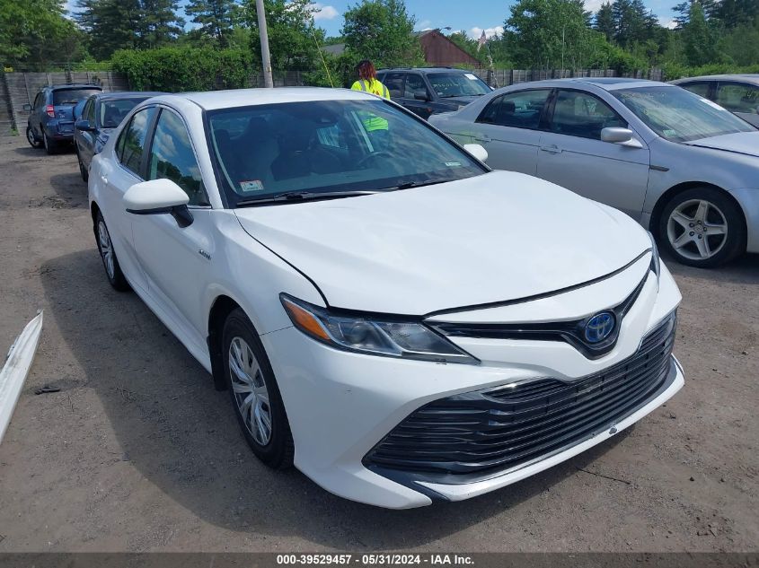 2019 TOYOTA CAMRY HYBRID LE