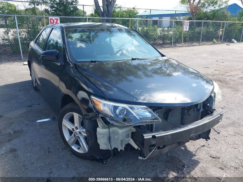 2013 TOYOTA CAMRY SE