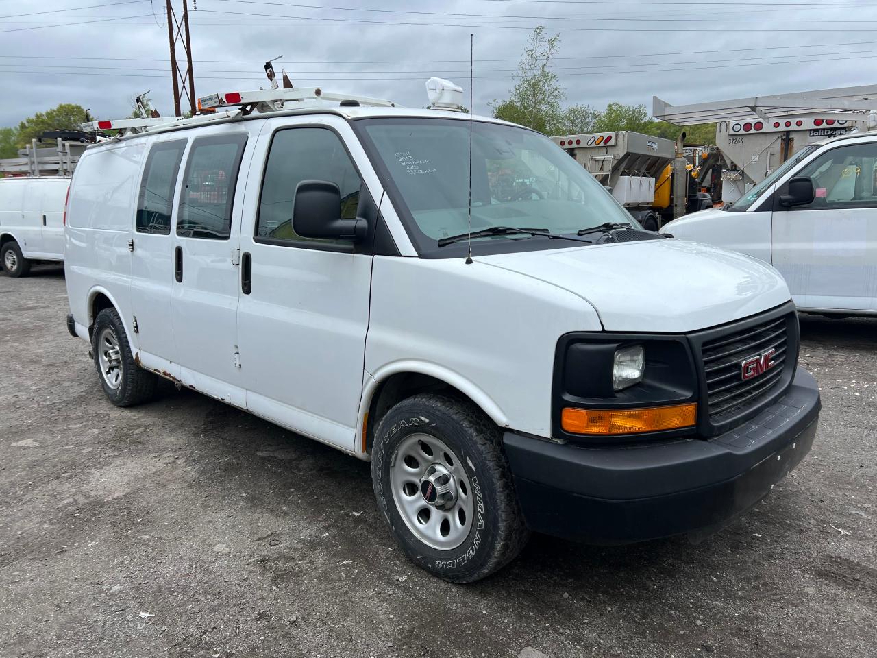 2013 GMC SAVANA G1500