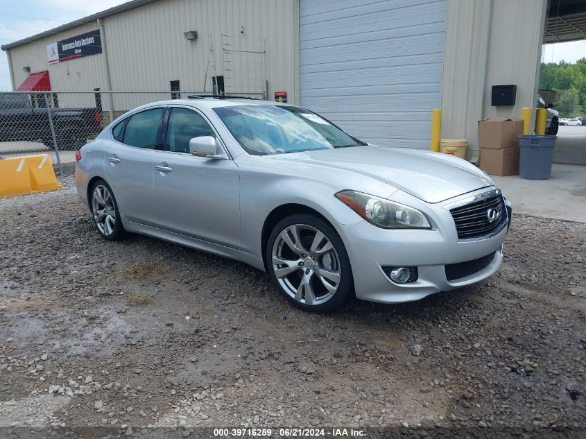 2011 INFINITI M56