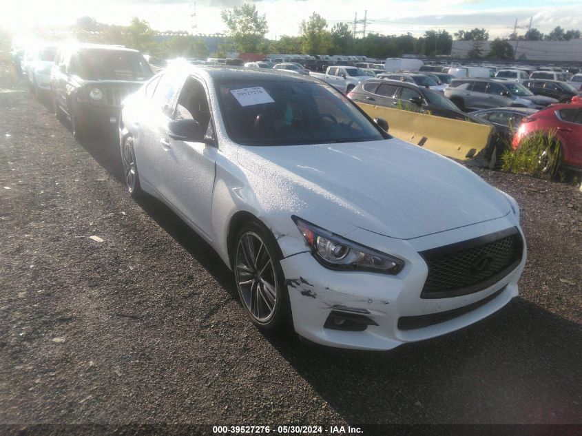 2016 INFINITI Q50