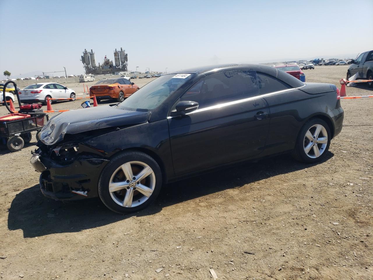 2012 VOLKSWAGEN EOS LUX