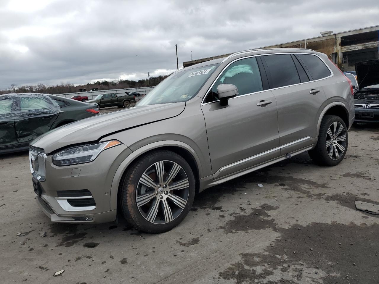 2022 VOLVO XC90 T6 INSCRIPTION