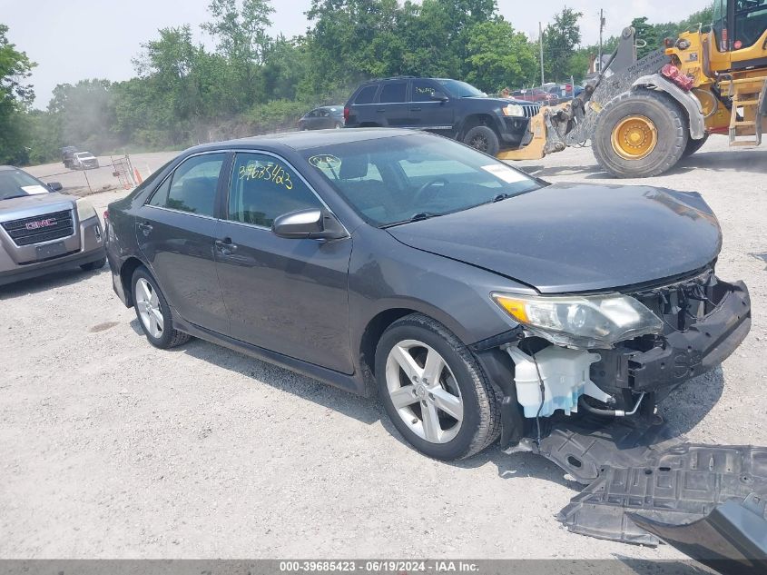 2013 TOYOTA CAMRY SE