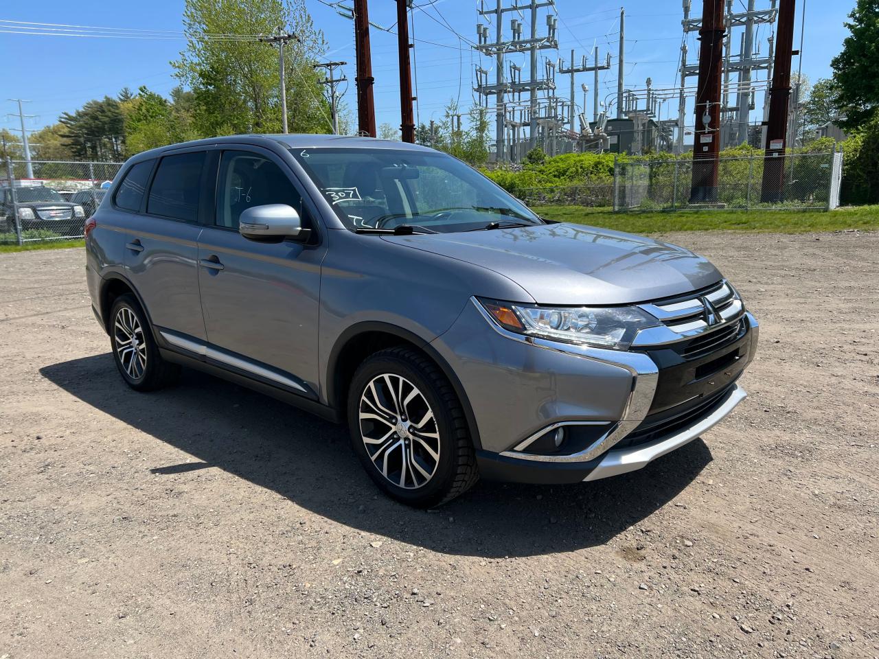 2018 MITSUBISHI OUTLANDER SE