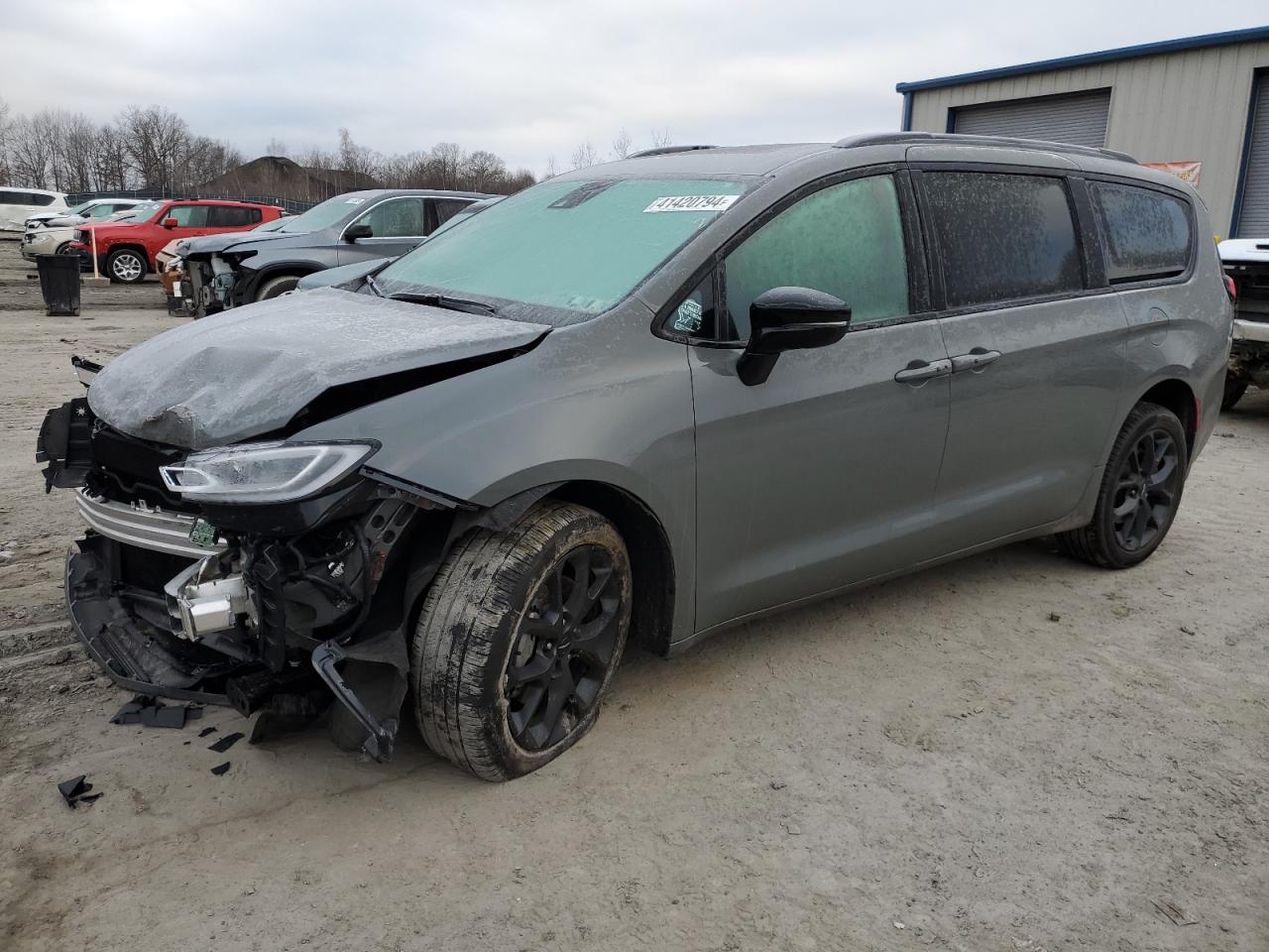 2023 CHRYSLER PACIFICA LIMITED