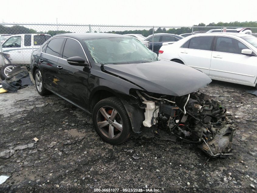 2012 VOLKSWAGEN PASSAT 2.5L SE