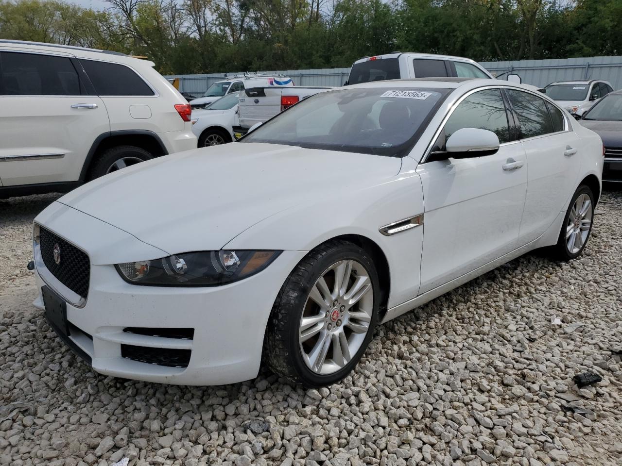 2019 JAGUAR XE