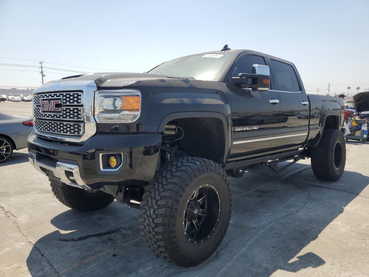 2019 GMC SIERRA K2500 DENALI