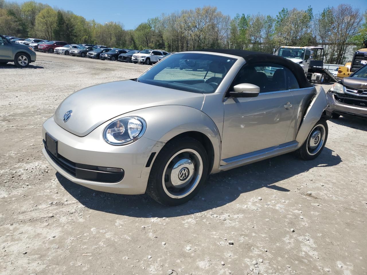 2013 VOLKSWAGEN BEETLE