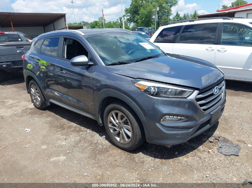 2017 HYUNDAI TUCSON SE