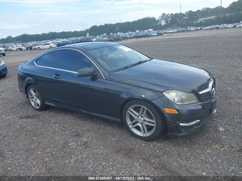 2013 MERCEDES-BENZ C 350 SPORT 4MATIC