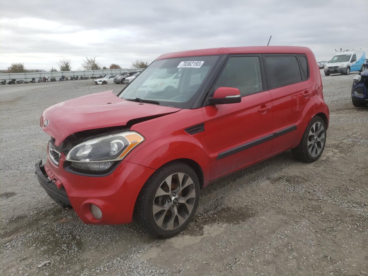 2013 KIA SOUL +