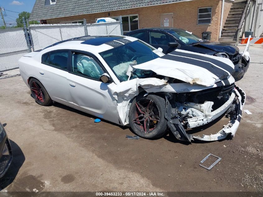 2015 DODGE CHARGER SXT