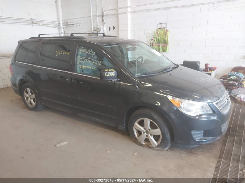 2011 VOLKSWAGEN ROUTAN SE