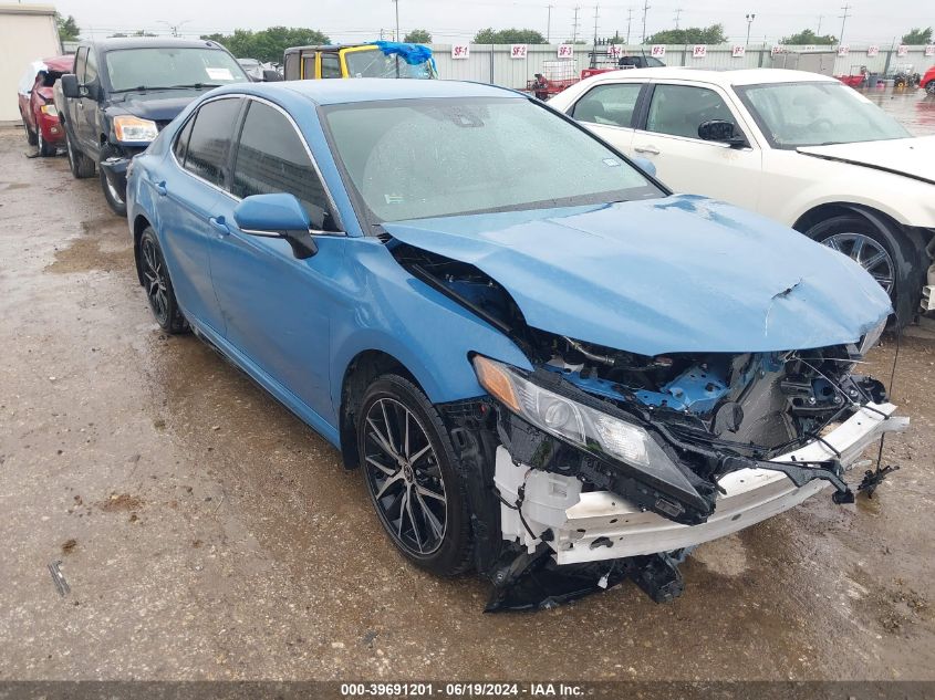 2023 TOYOTA CAMRY SE