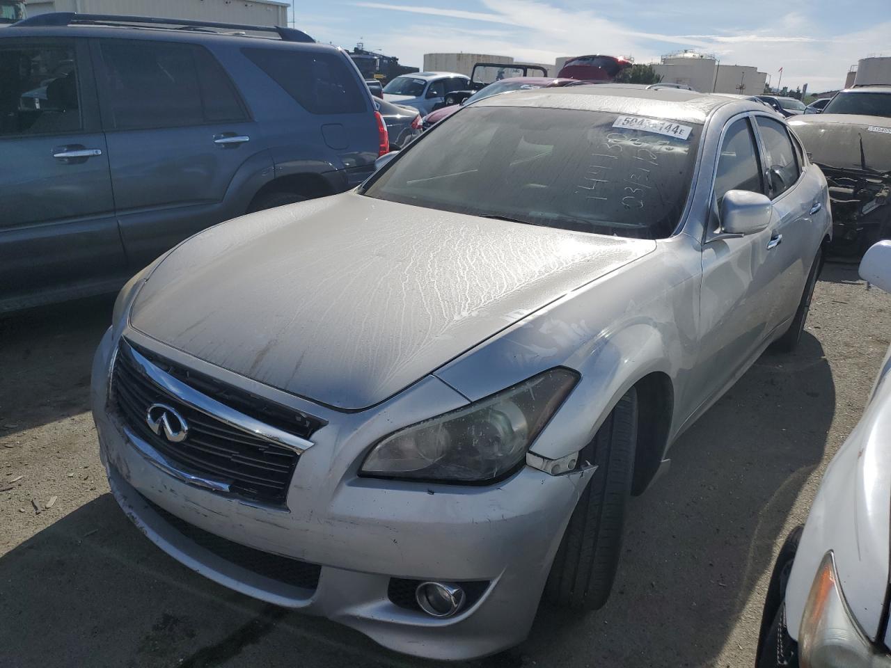 2013 INFINITI M37