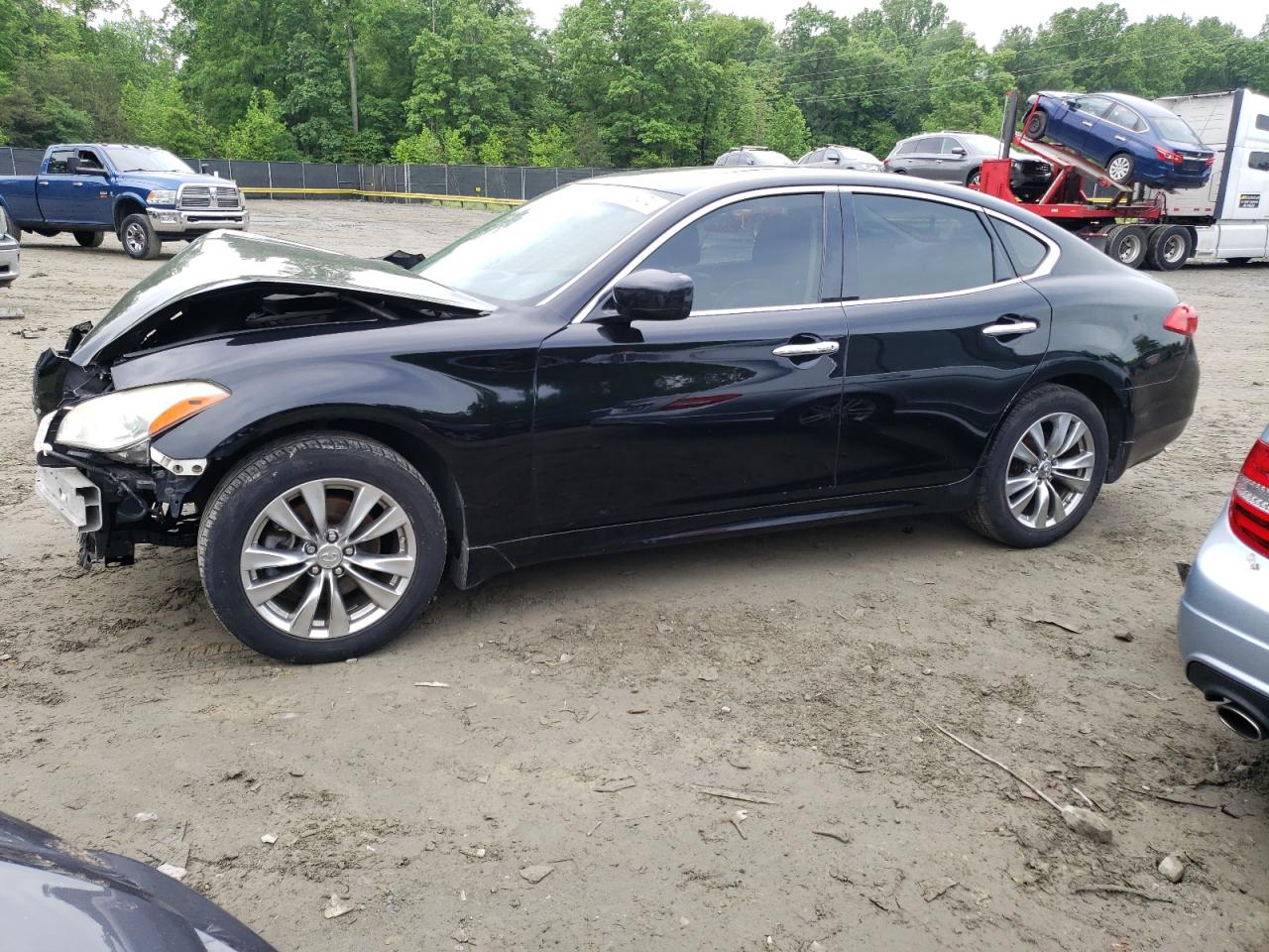 2012 INFINITI M37 X