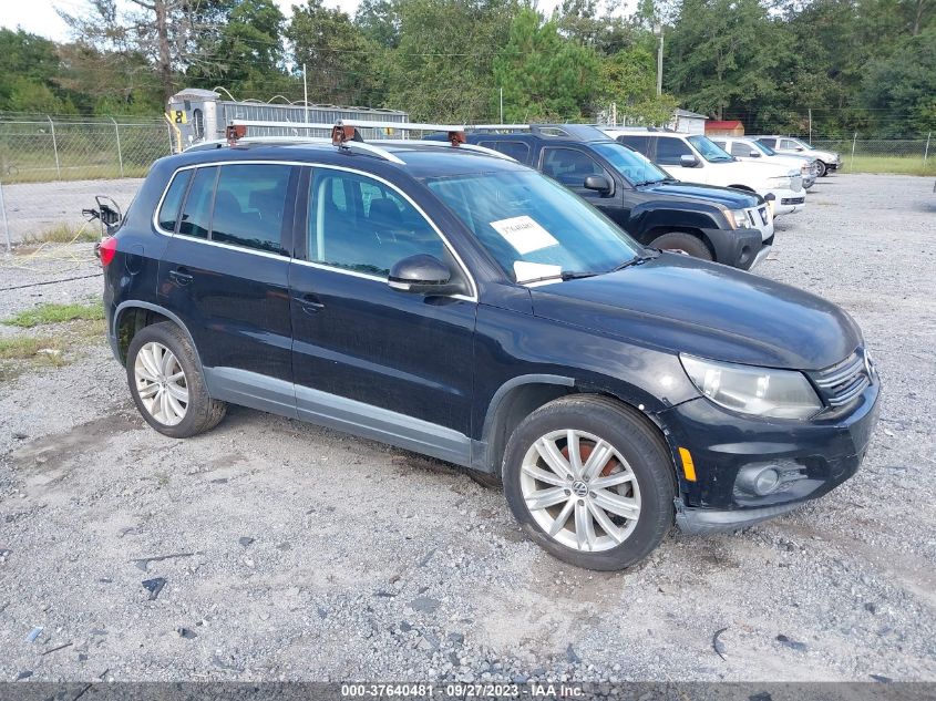 2012 VOLKSWAGEN TIGUAN SE