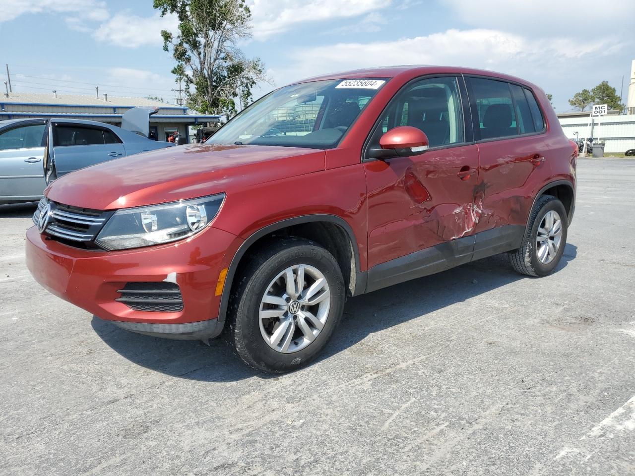 2012 VOLKSWAGEN TIGUAN S