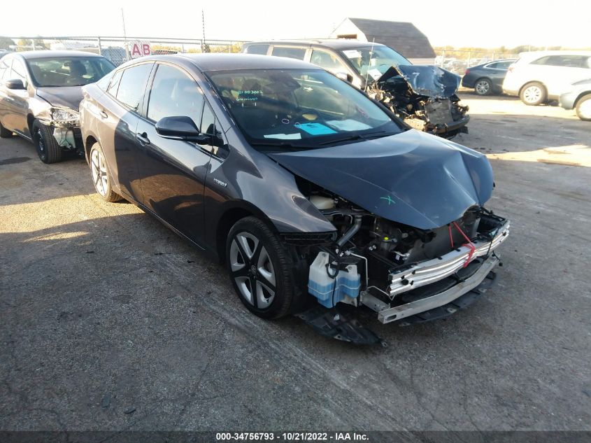 2018 TOYOTA PRIUS FOUR TOURING