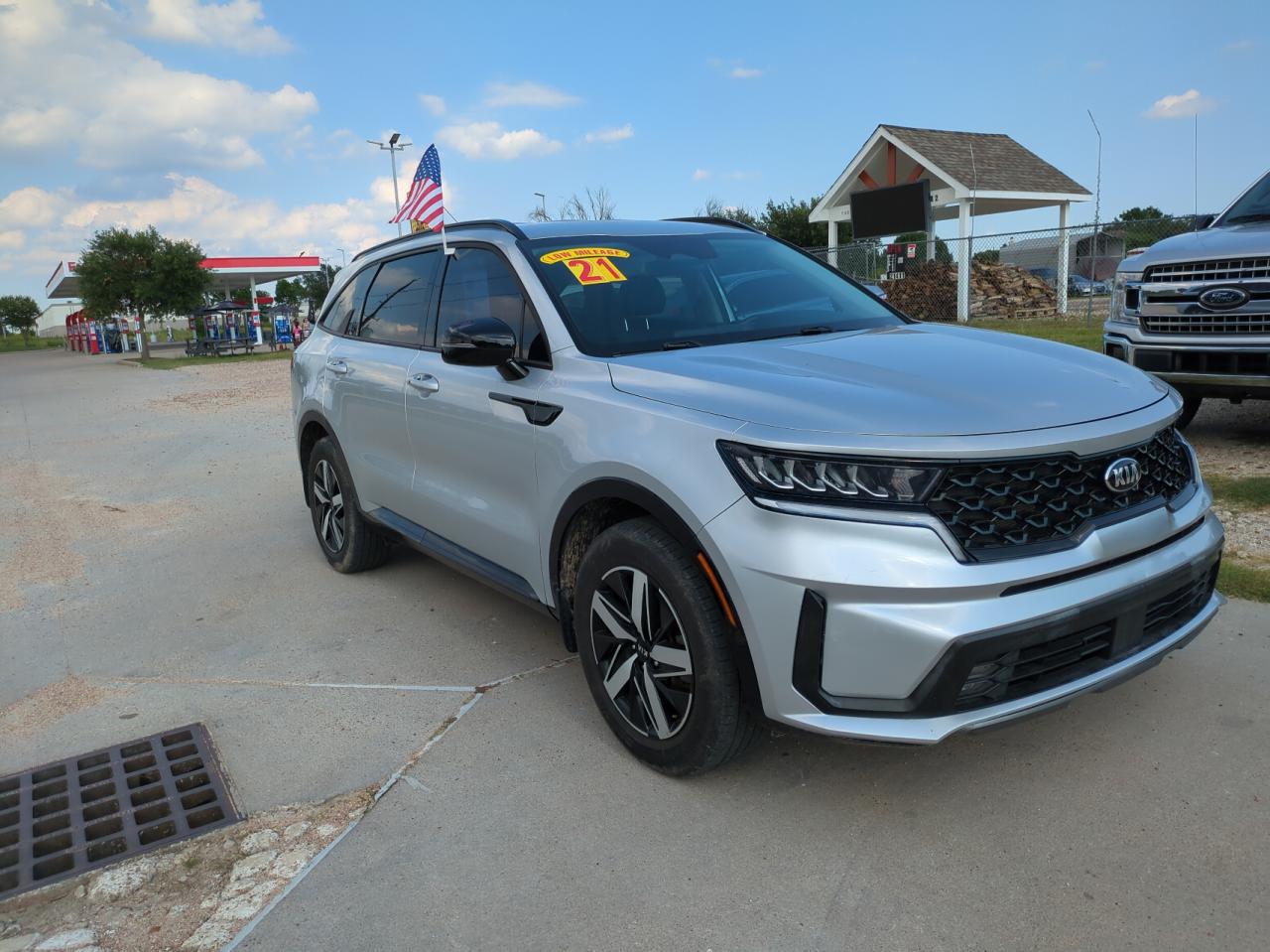 2021 KIA SORENTO EX