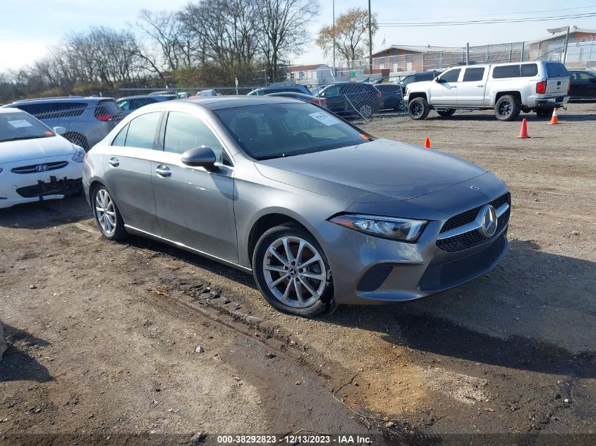 2019 MERCEDES-BENZ A 220 4MATIC