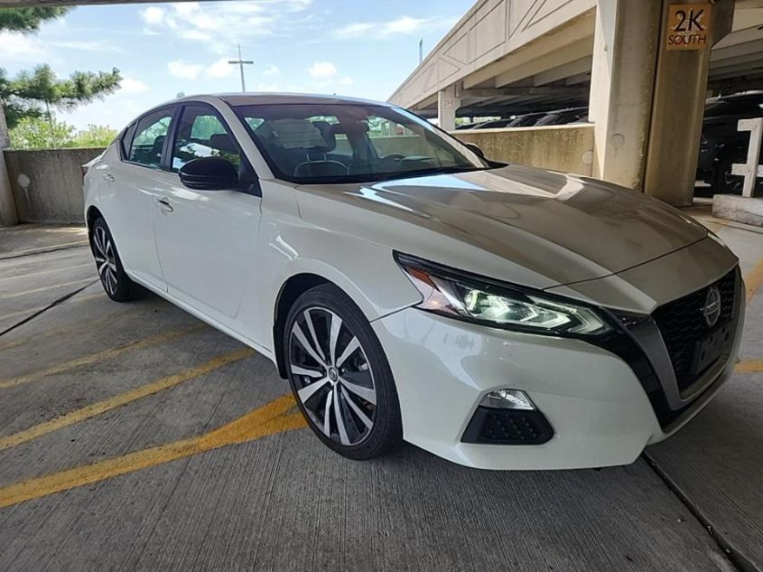 2021 NISSAN ALTIMA SR