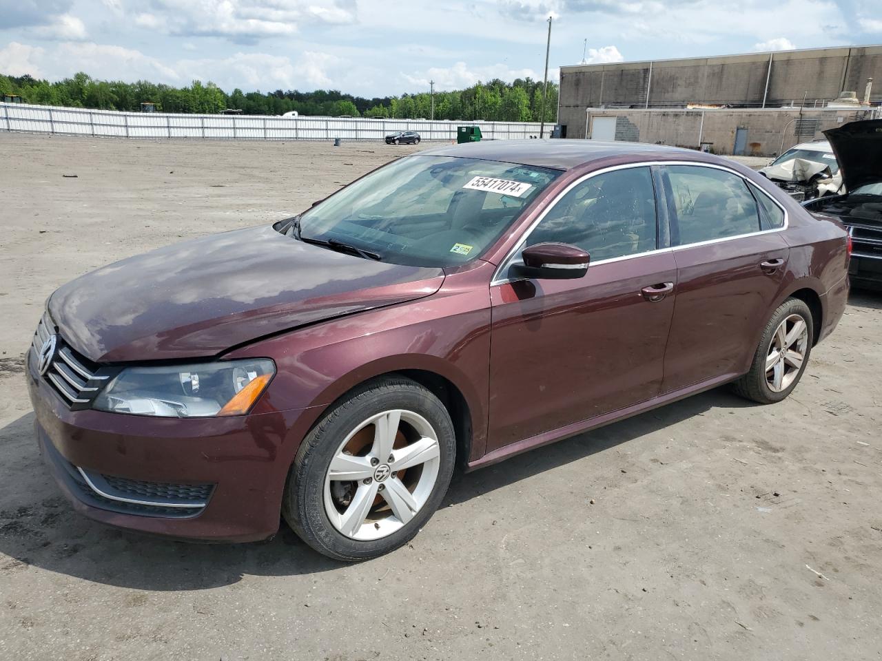 2013 VOLKSWAGEN PASSAT SE