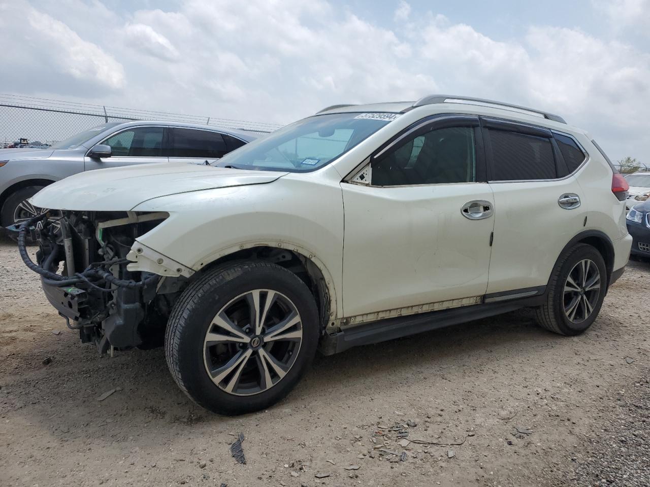 2017 NISSAN ROGUE S