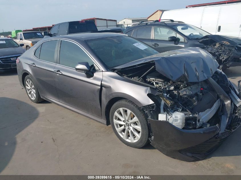 2019 TOYOTA CAMRY LE