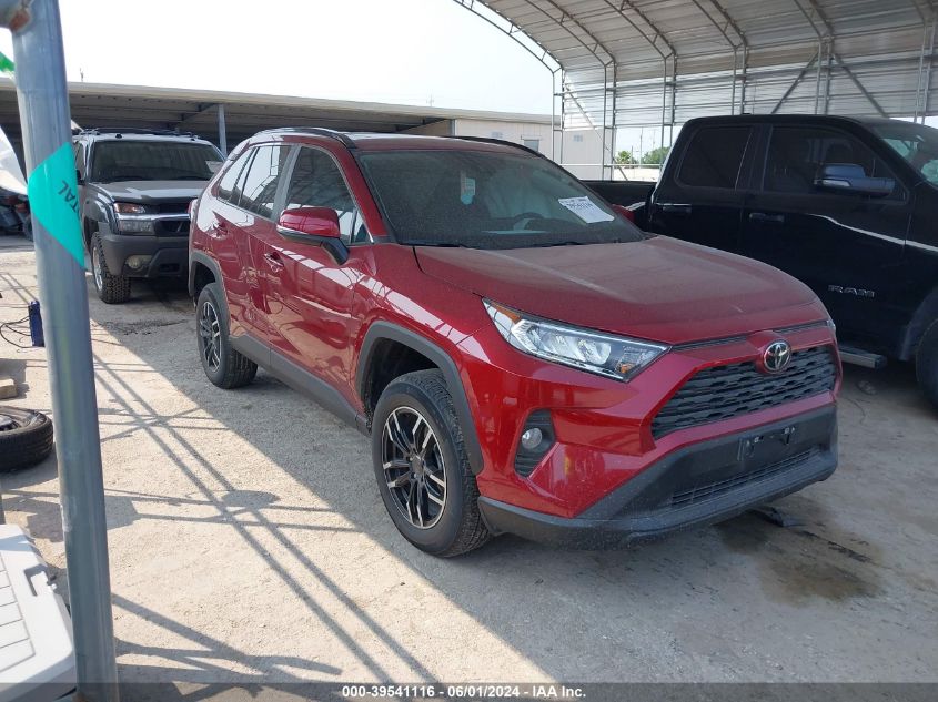 2021 TOYOTA RAV4 XLE