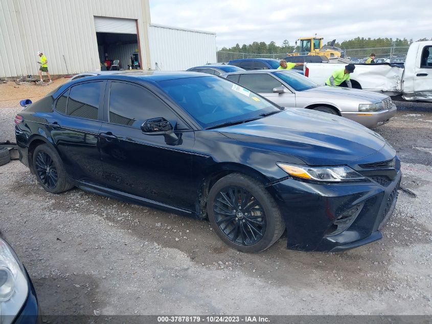 2019 TOYOTA CAMRY SE