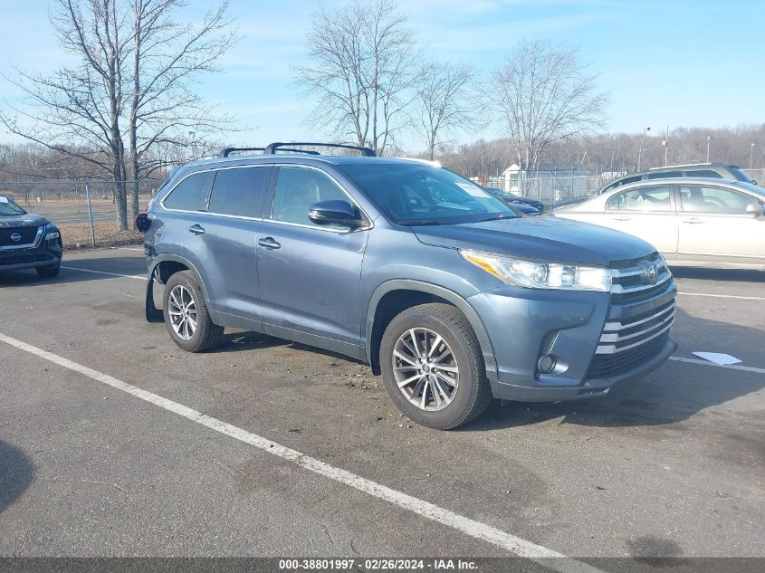 2019 TOYOTA HIGHLANDER XLE